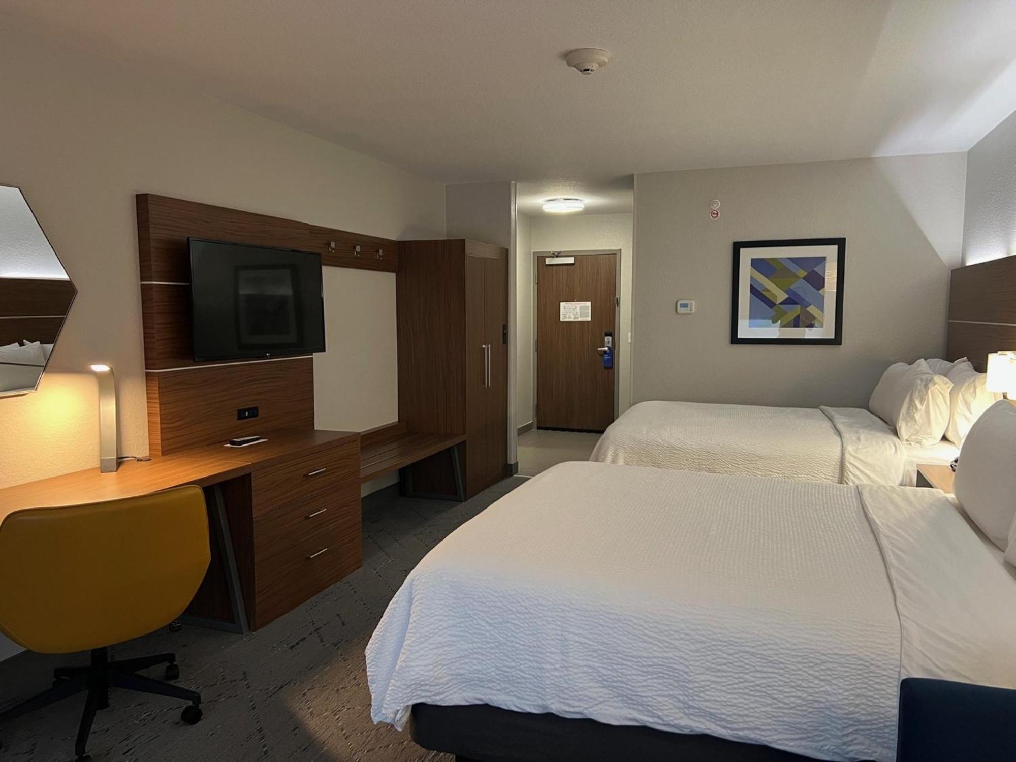 Holiday Inn Express & Suites Moore By Ihg Buitenkant foto