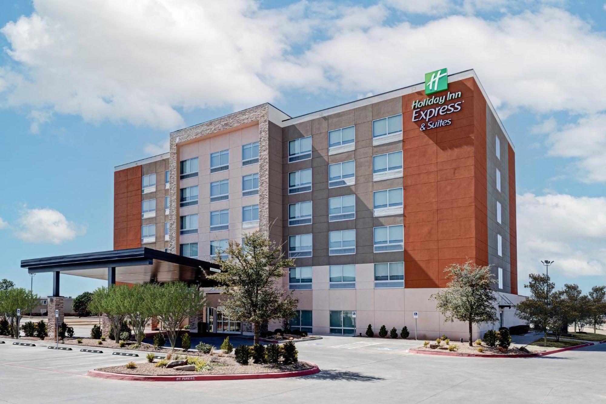 Holiday Inn Express & Suites Moore By Ihg Buitenkant foto